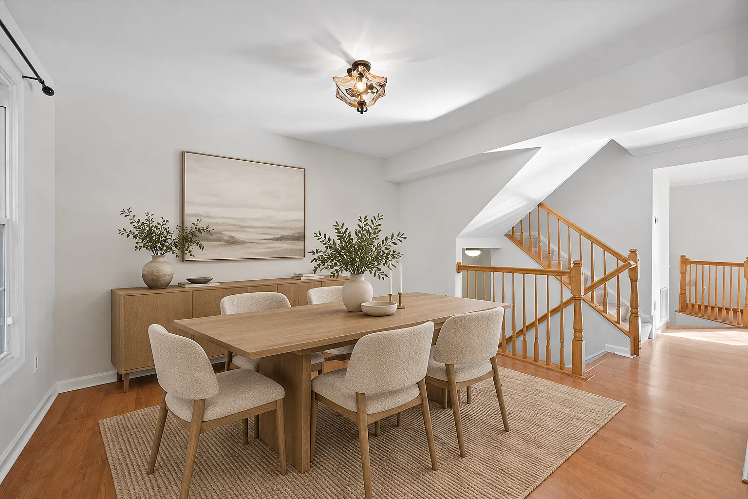4 bed, 1933 sqft, $3,195 — Photo 3