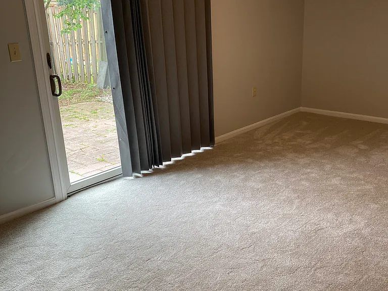 112 Colony Ct — Photo 11