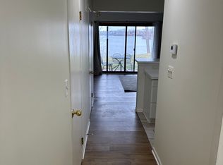 9669 Harbour Cove Ct, Ypsilanti, MI 48197