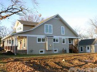 1337 Grandview Dr, Kirkwood, MO 63122