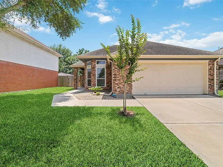 13123 Careywood Dr — Photo 1