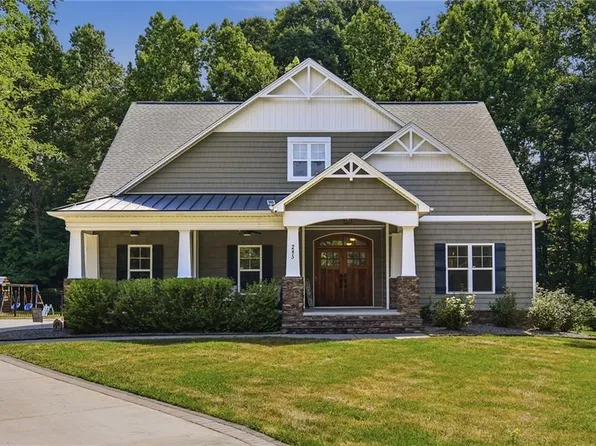285 Riverwood Dr, Lewisville, NC 27023