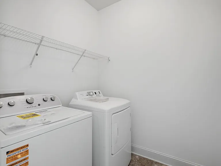 5060 Rialto Way — Photo 22