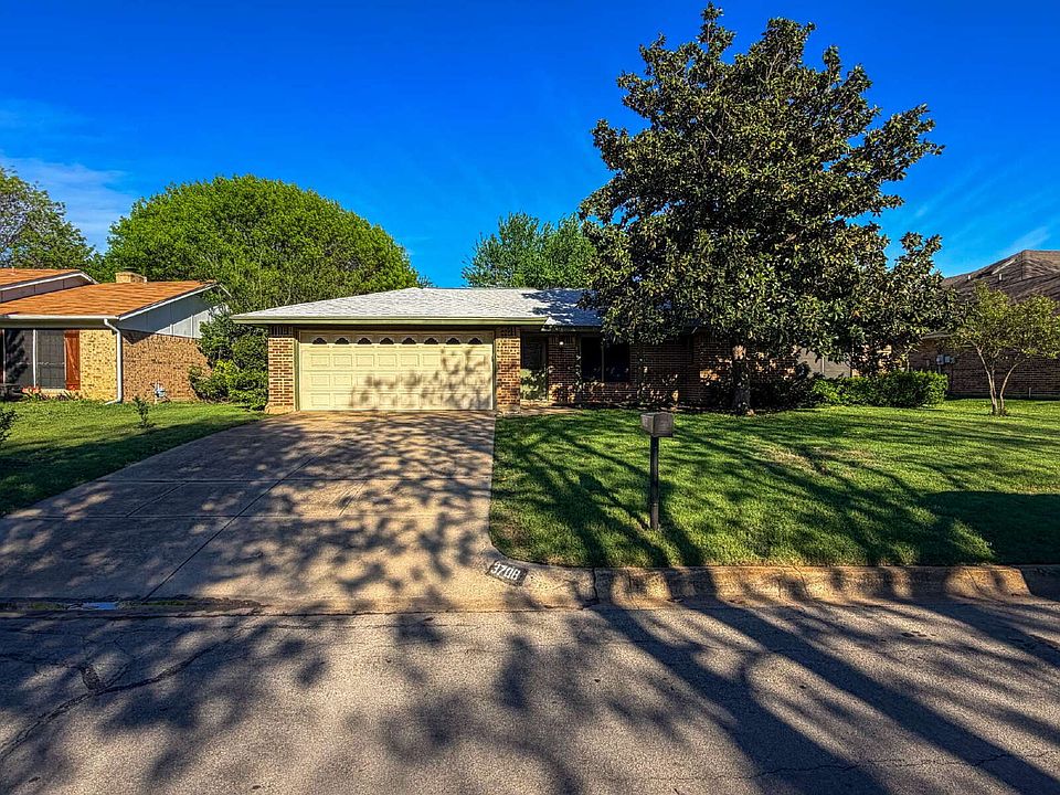 1st image of 3708 Holland Dr