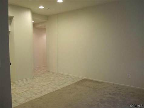 5th image of 27435 Larabee Ln #2