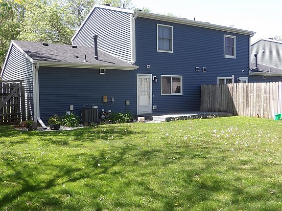 5th image of 870 W Village Cir SE