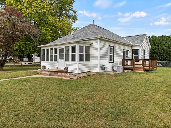 546 26th Ave, Council Bluffs, IA 51501