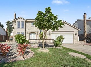 3161 Barkway Dr, Sterling Heights, MI 48310