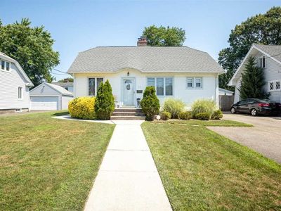 59 Homecrest Ct, Oceanside, NY, 11572
