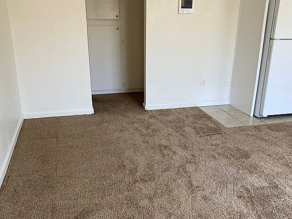 4th image of 1728 Diamond St APT 7