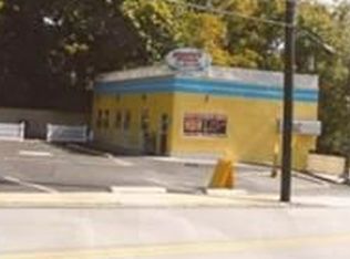 512 Perrysville Ave, West View, PA 15229