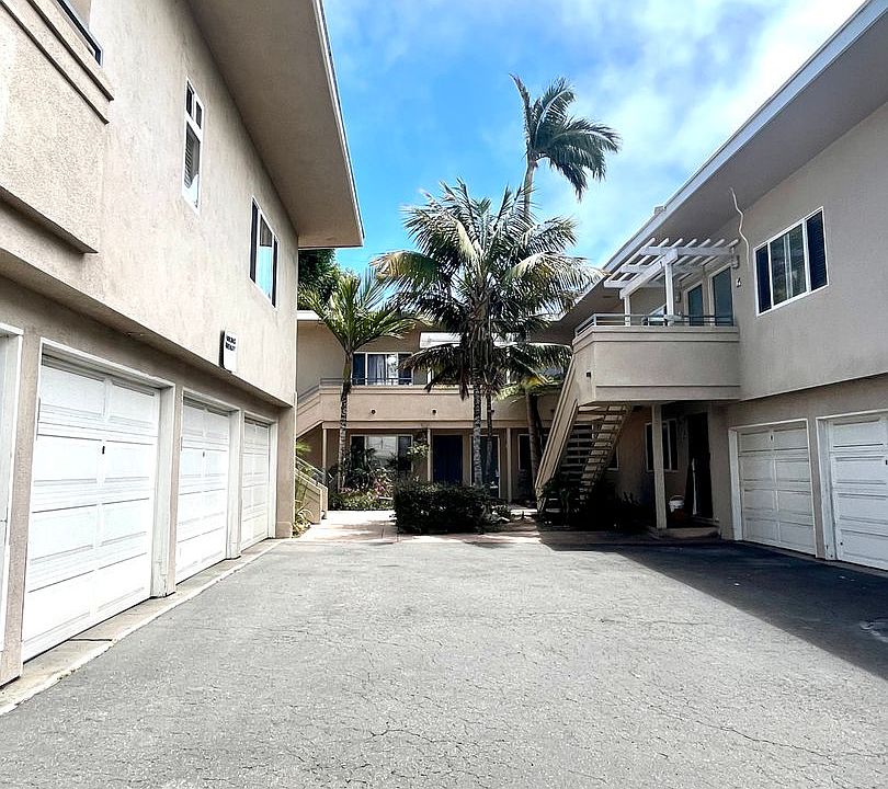 1st image of 155 W Mariposa APT 2