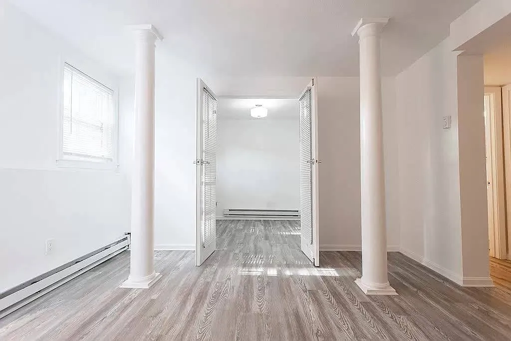2 bed, 650 sqft, $2,500 — Photo 4