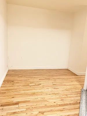 Rented by Station Cities | media 24