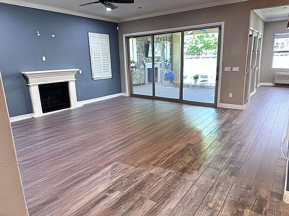 4th image of 737 Juliann Way
