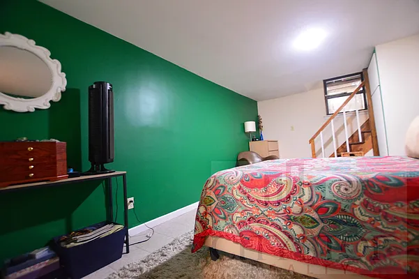 Rented by City Stop Realty | media 10