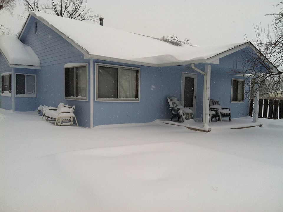 1st image of 323 21st Ave
