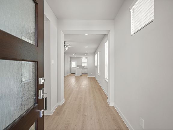 2nd image of 40530 Tyto Ln