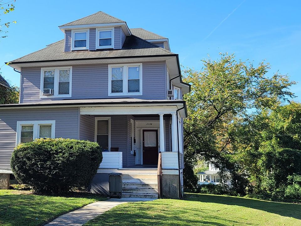 1st image of 2220 Elsinore Ave