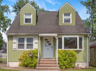 331 Robinson Ave, Staten Island, NY 10312
