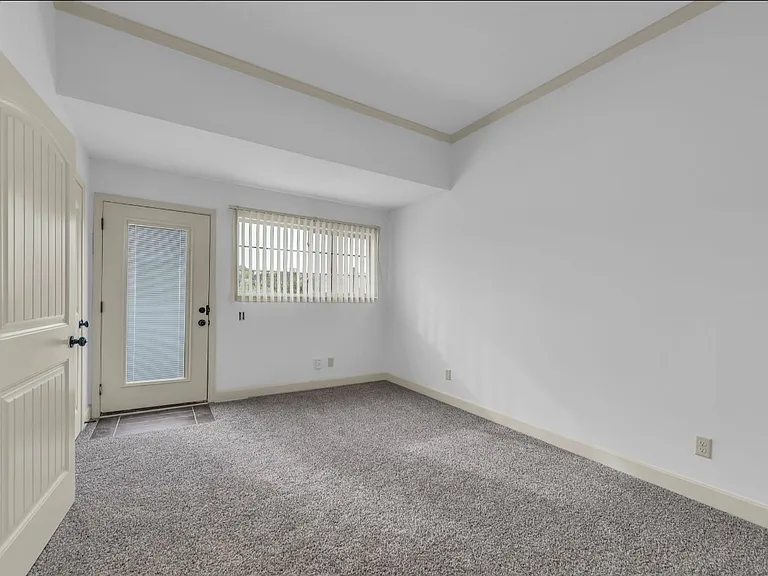 5407 N Hickory St — Photo 6