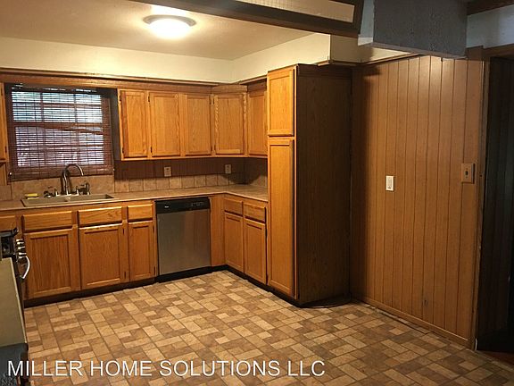 5th image of 2516 Eagle Dr