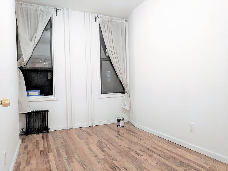 2nd image of 1917 Gates Ave #2D