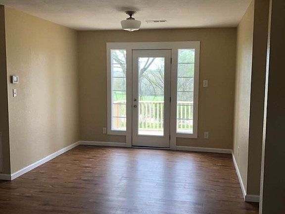 5th image of 1311 S Bryan Dr