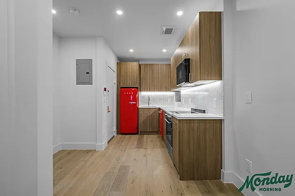 Kitchen, photo 2