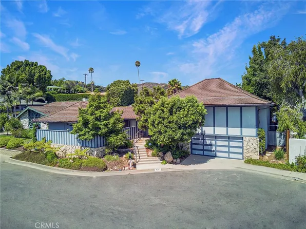 828 Glenmere Way, Los Angeles, CA 90049