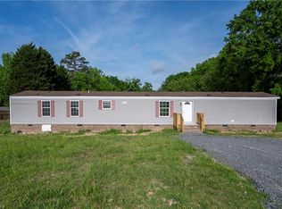 8038 Hampton Rd, Clemmons, NC 27012