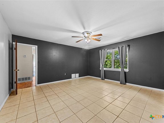 5th image of 707 Dianne Dr
