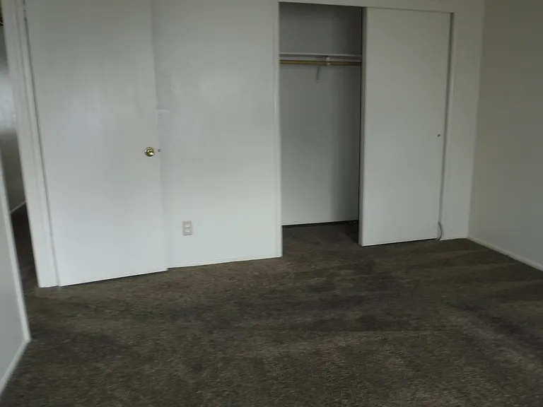 1348 Hobart Dr #1-B — Photo 7