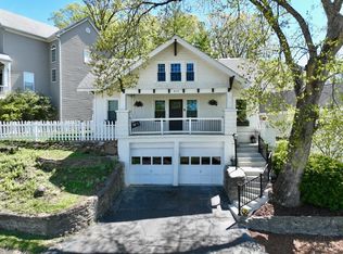 610 Athens Ave, Cincinnati, OH 45226