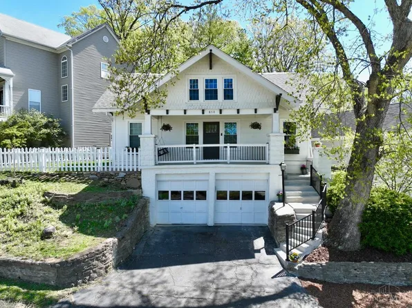 610 Athens Ave, Cincinnati, OH 45226