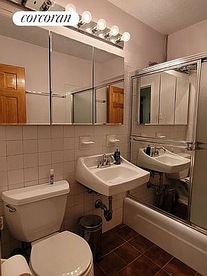 5th image of 77 Fulton St APT 11N