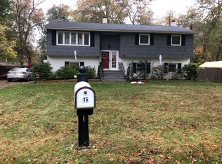 15 Hickory Ave, Farmingdale, NJ 07727