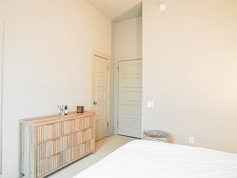 7724 Long Acre St — Photo 14