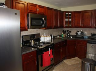 331 Spruce St, Glenolden, PA 19036