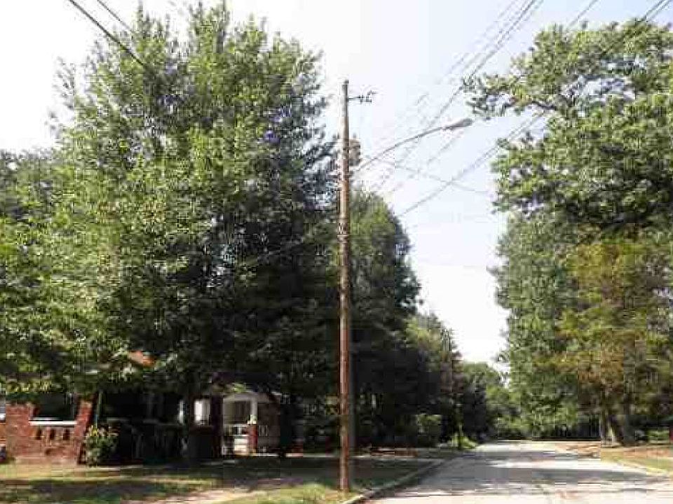 2nd image of 117 S 30th St