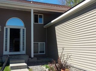 5890 S Riviera Ct, Centennial, CO 80015