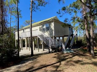 1227 Watkins Cv, Saint George Island, FL 32328