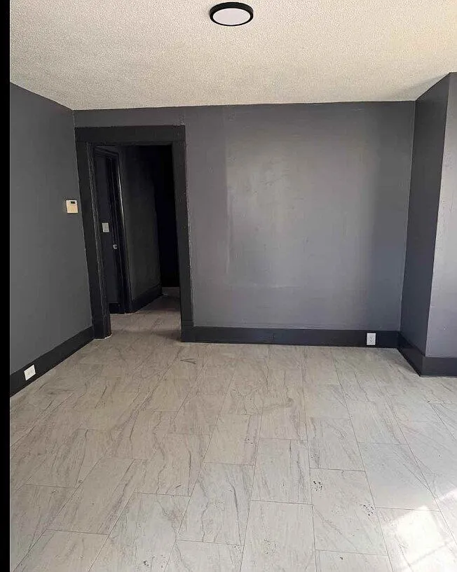 3 bed, 1.5 bath, 1078 sqft, $1,400 — Photo 2