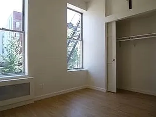 Rented by Smart City Real Estate LLC | media 4