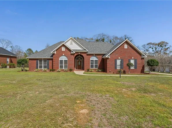 6090 Celeste Rd, Saraland, AL 36571