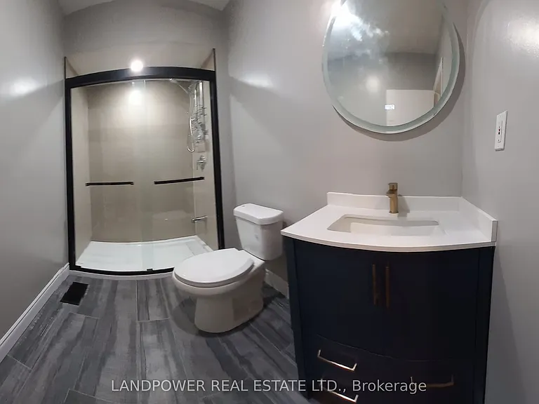 8 Clareville Cres #3 — Photo 3