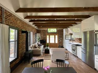 734 Locust Ave #B, Charlottesville, VA 22902