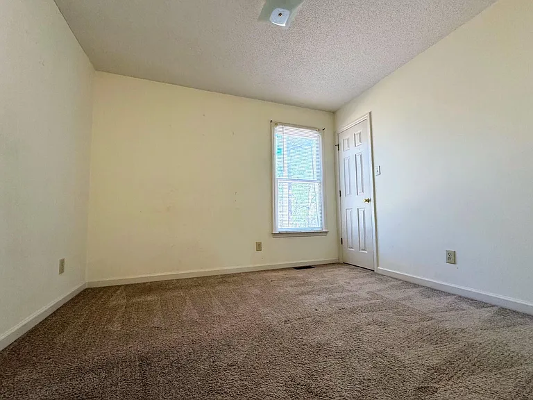 3324 Donnett Ct — Photo 14