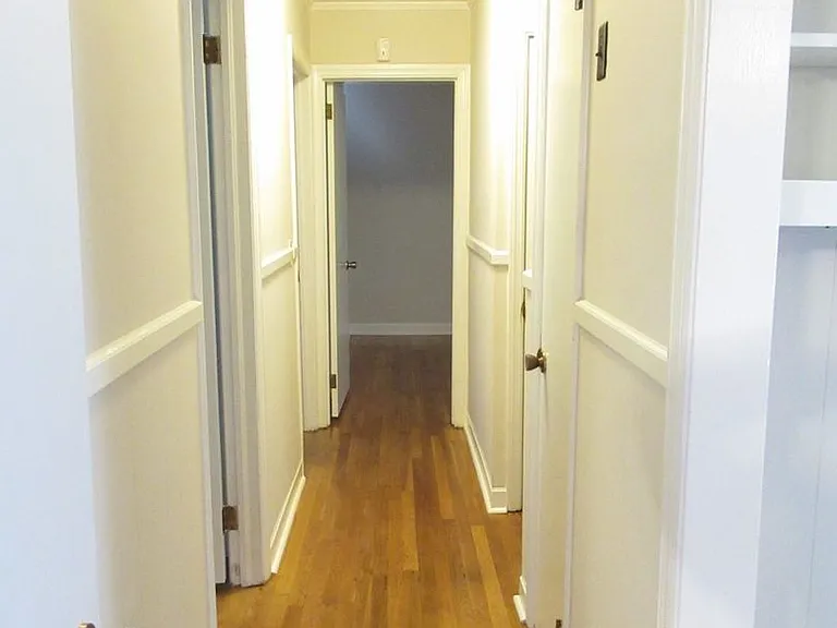 523 Colonial Dr — Photo 13
