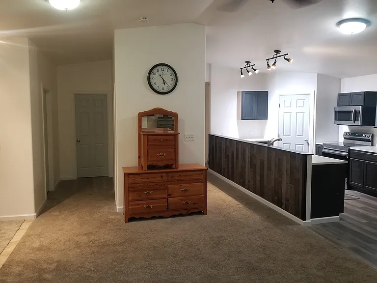 8605 S Crowe Cir — Photo 5